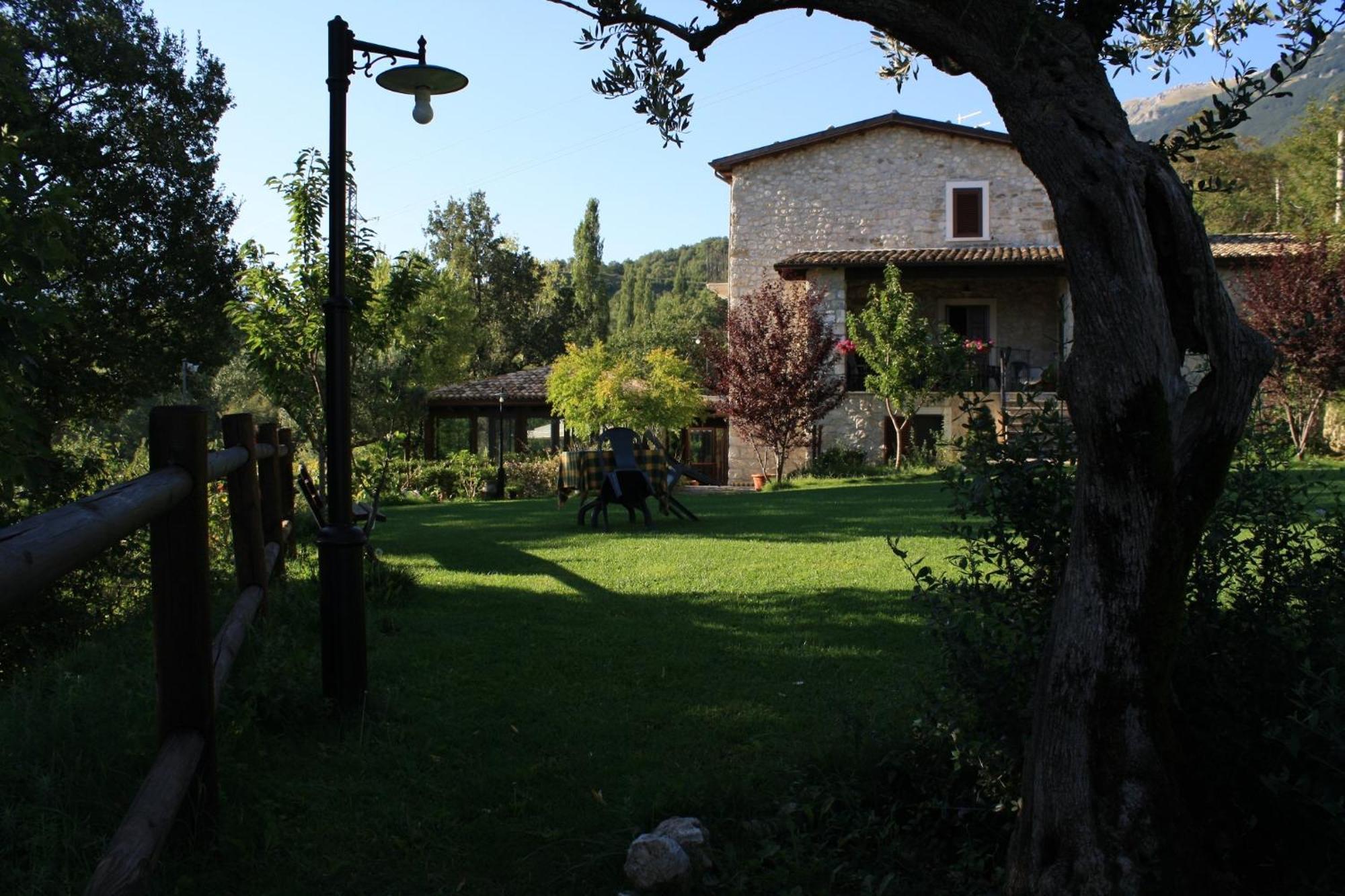 Locanda Del Barone Caramanico Terme Exterior photo