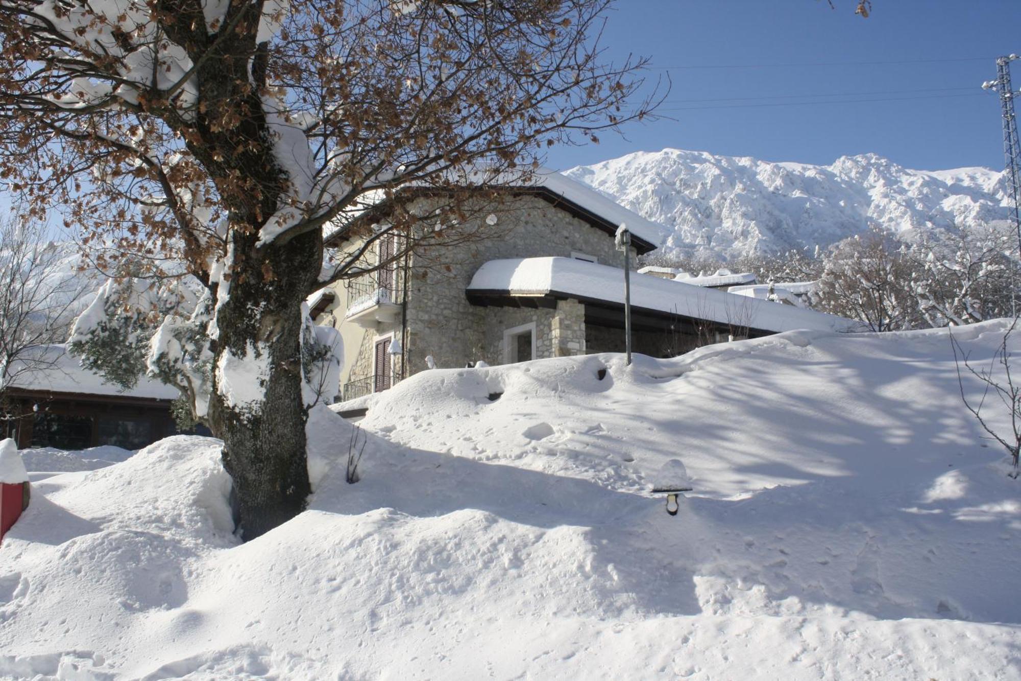 Locanda Del Barone Caramanico Terme Exterior photo